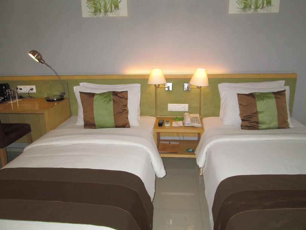 Hotel Anggrek Gandasari Bandung Exterior foto